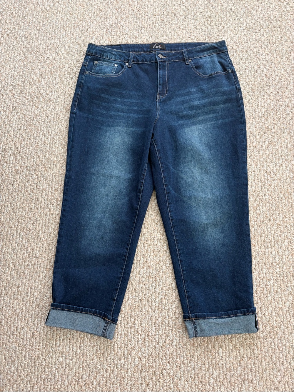 Earl Cuffed Crop Jean